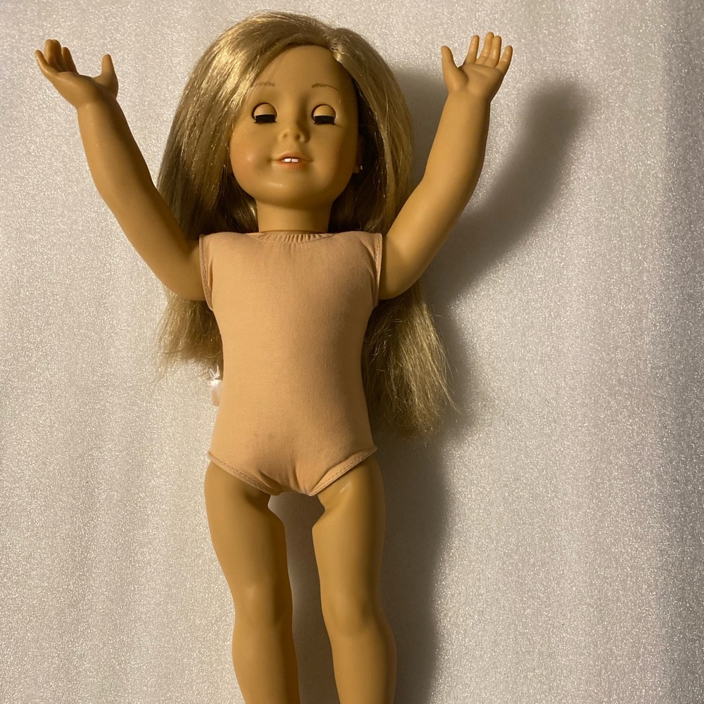 American Girl Goty 2014 ISABELLE PALMER 18" Doll with partial meet outfit - Picture 5 of 15
